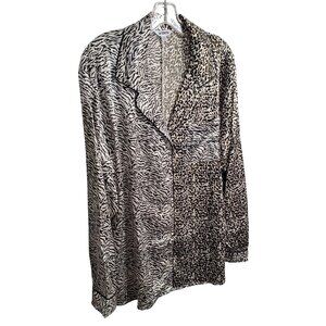 BB Dakota Size XXL Top Pajama Shirt Silky Satin Animal Print Stretch Blouse